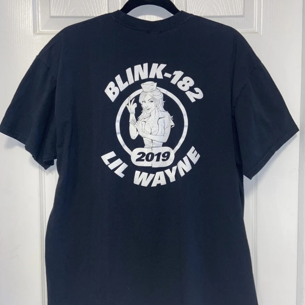 RARE Blink-182 x Lil Wayne 2019 CREW Tour Tee Brand New